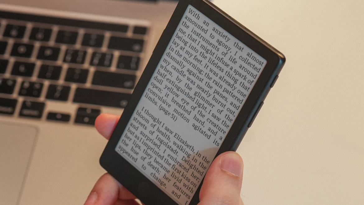 Xteink’s Tiny E-Readers Can Now Borrow Library Books Through Libby